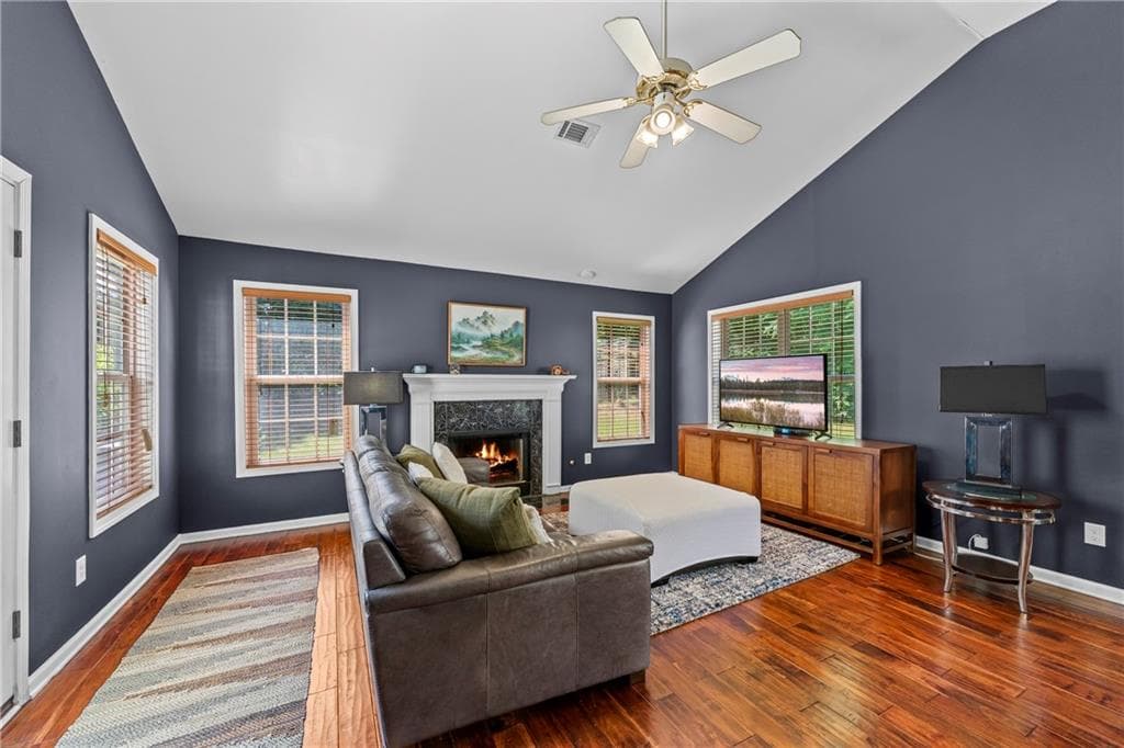 3 bedroom, 2 bathroom, 2,082 sq ft single family residence under contract at 935 Waldwick Drive, Lawrenceville, GA 30045 — photo 6