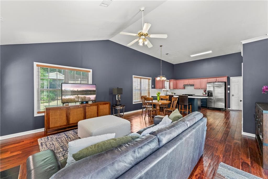 3 bedroom, 2 bathroom, 2,082 sq ft single family residence under contract at 935 Waldwick Drive, Lawrenceville, GA 30045 — photo 9