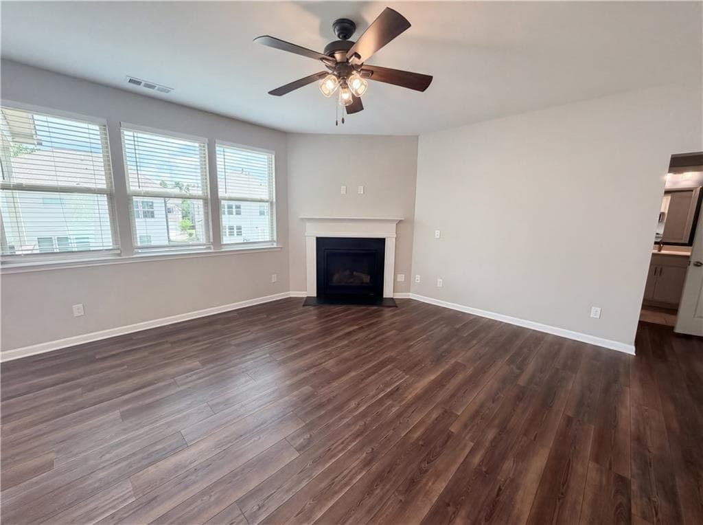 5 bedroom, 3 bathroom, 3,650 sq ft single family residence under contract at 4205 Goosecross Court, Lilburn, GA 30047 — photo 3
