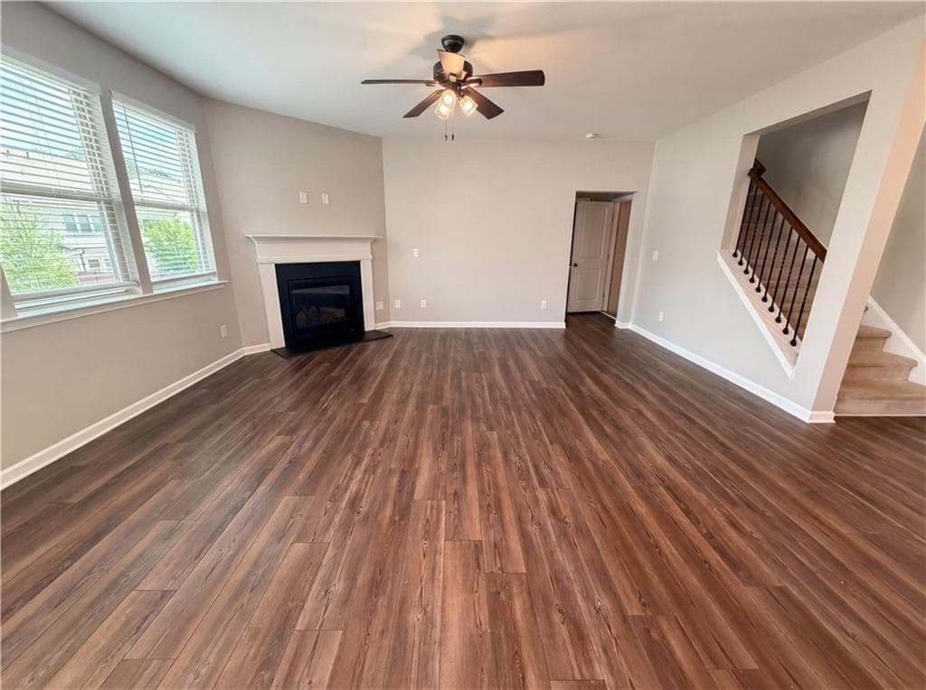 5 bedroom, 3 bathroom, 3,650 sq ft single family residence under contract at 4205 Goosecross Court, Lilburn, GA 30047 — photo 8