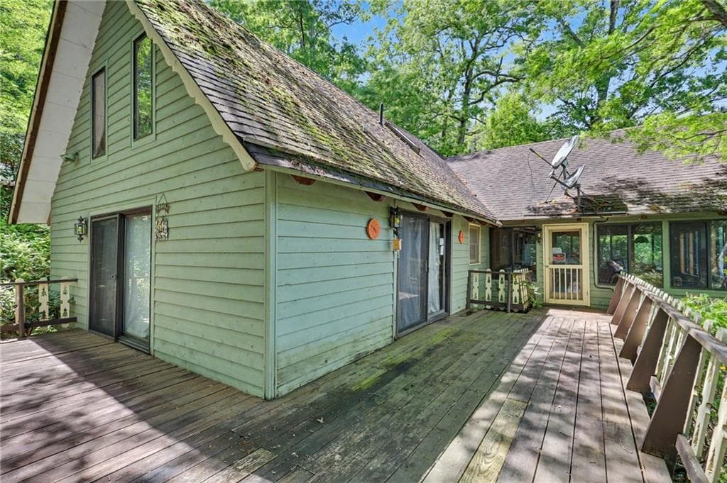 3 bedroom, 3 bathroom, 2,352 sq ft single family residence under contract at 15 Imperial Lane, Clayton, GA 30525 — photo 5