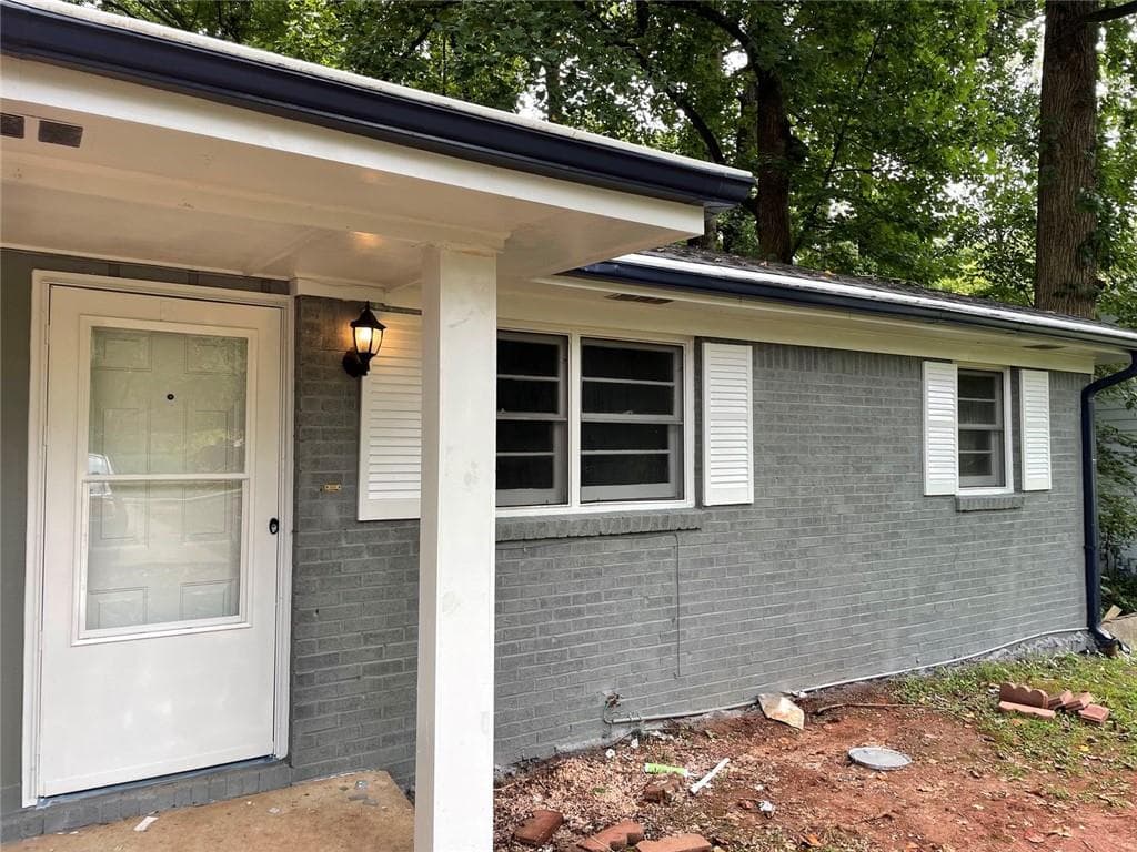 2 bedroom, 1 bathroom, 688 sq ft quadruplex for rent at 665 SW Barnes Drive 3, Mableton, GA 30126 for $1,195 a month — photo 1 of 7