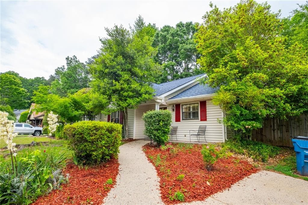 5097 Village Green Way, Alpharetta, GA 30009 — most recent listing photo