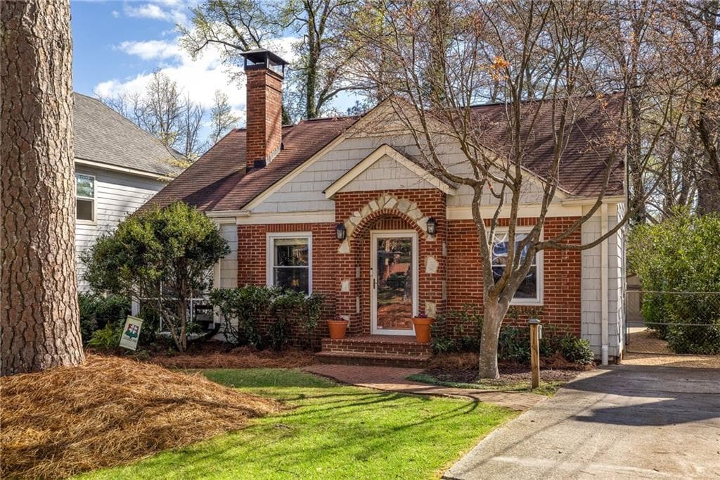 3 bedroom, 1 bathroom, 1,497 sq ft single family residence sold at 2490 Jefferson Terrace, Atlanta, GA 30344