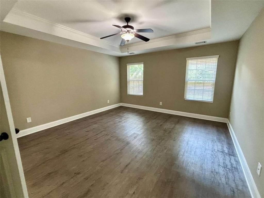 4 bedroom, 3 bathroom, 1,807 sq ft single family residence for rent at 4668 Hidden Creek Drive, Gainesville, GA 30504 for $2,250 a month — photo 8