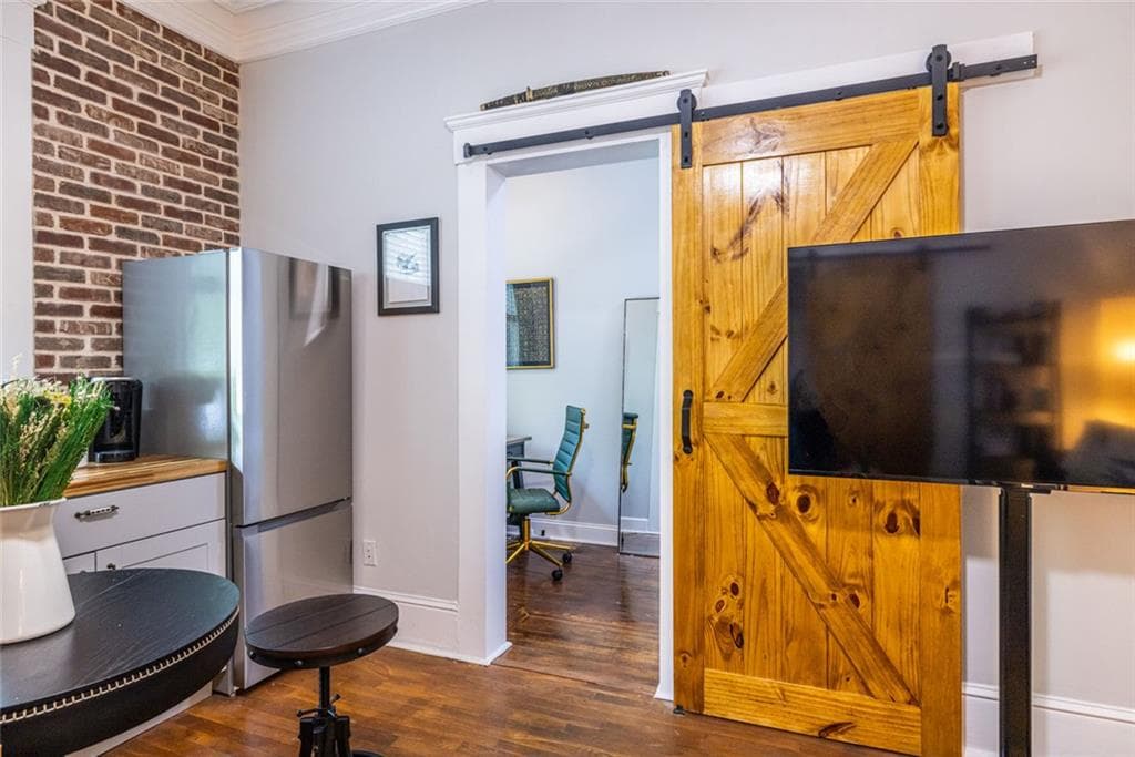 1 bedroom, 1 bathroom, 448 sq ft condominium for sale at 1144 Blue Ridge Avenue 9, Atlanta, GA 30306 — photo 7
