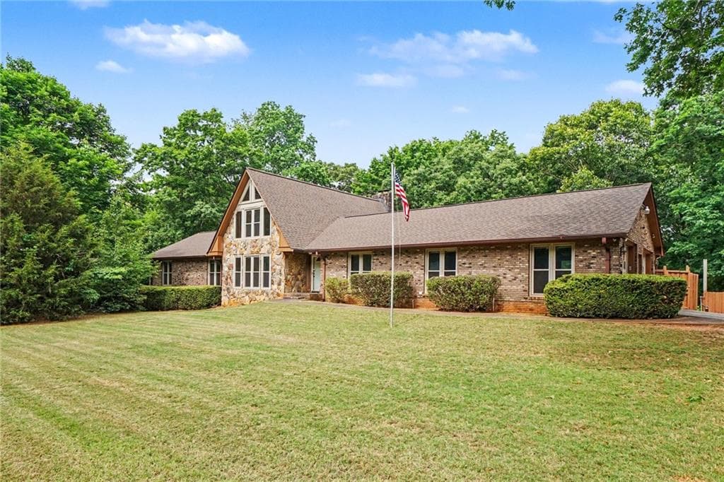 3135 Heritage Crossing Drive, Buford, GA 30519 — most recent listing photo