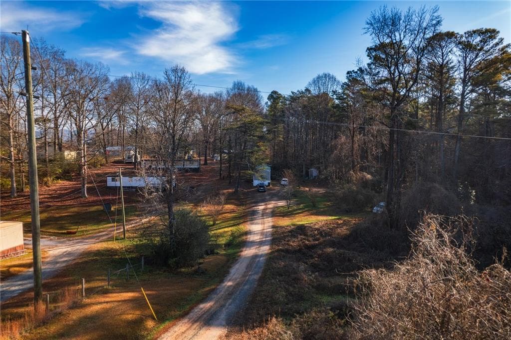 2 bedroom, 1 bathroom, 750 sq ft single family residence for sale at 429 Moore Street, Jasper, GA 30143 — photo 6
