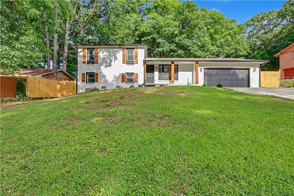 4 bedroom, 3 bathroom, 1,646 sq ft single family residence sold at 3043 Orbit Circle, Ellenwood, GA 30294