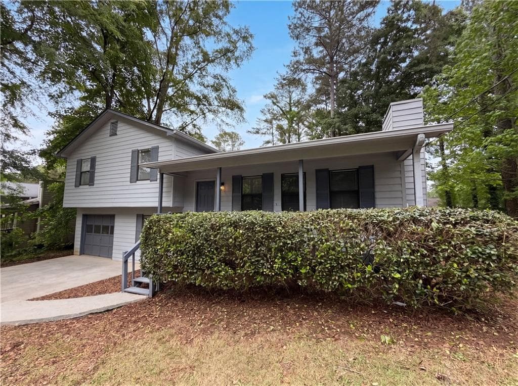 3 bedroom, 2 bathroom, 1,620 sq ft single family residence under contract at 3193 Pinto Drive, Powder Springs, GA 30127 — photo 3
