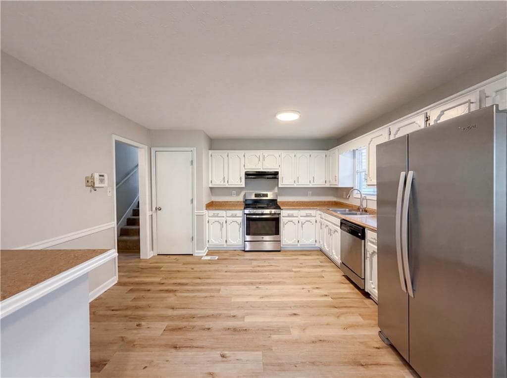 3 bedroom, 2 bathroom, 1,620 sq ft single family residence under contract at 3193 Pinto Drive, Powder Springs, GA 30127 — photo 6