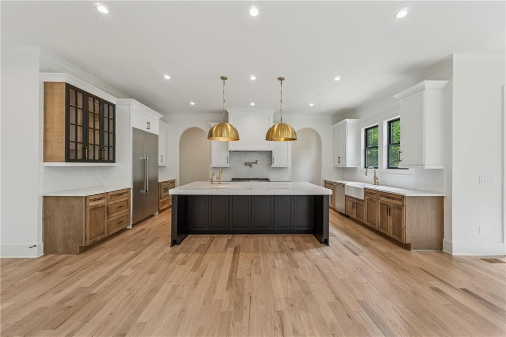 7 bedroom, 8 bathroom, 8,000 sq ft single family residence under contract at 4052 Providence Road, Marietta, GA 30062 — photo 7