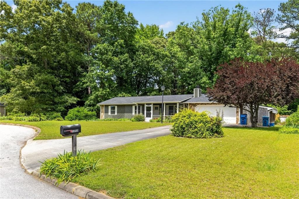 3 bedroom, 2 bathroom, 1,200 sq ft single family residence sold at 1250 Westwood Court, Grayson, GA 30017