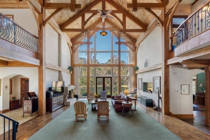 5 bedroom, 4 bathroom, 7,932 sq ft single family residence for sale at 5185 Buice Road, Alpharetta, GA 30022 — photo 6
