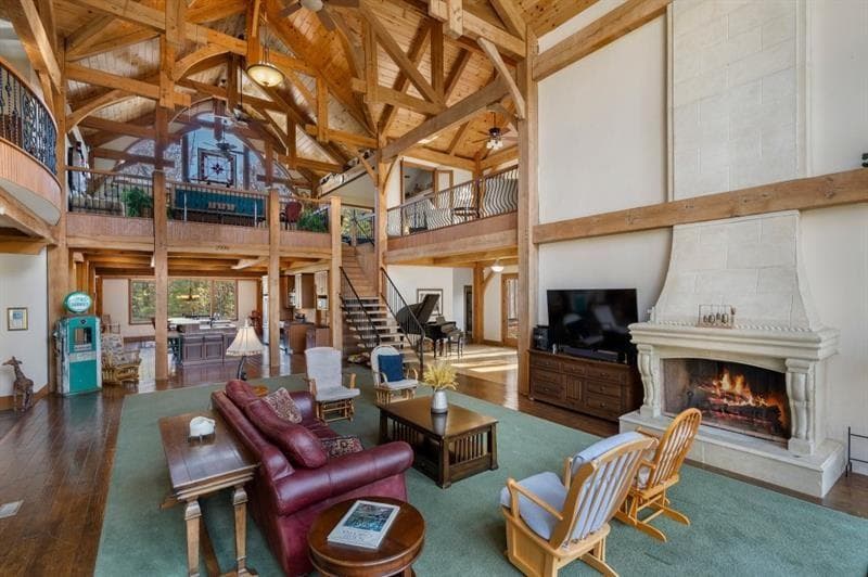 5 bedroom, 4 bathroom, 7,932 sq ft single family residence for sale at 5185 Buice Road, Alpharetta, GA 30022 — photo 8