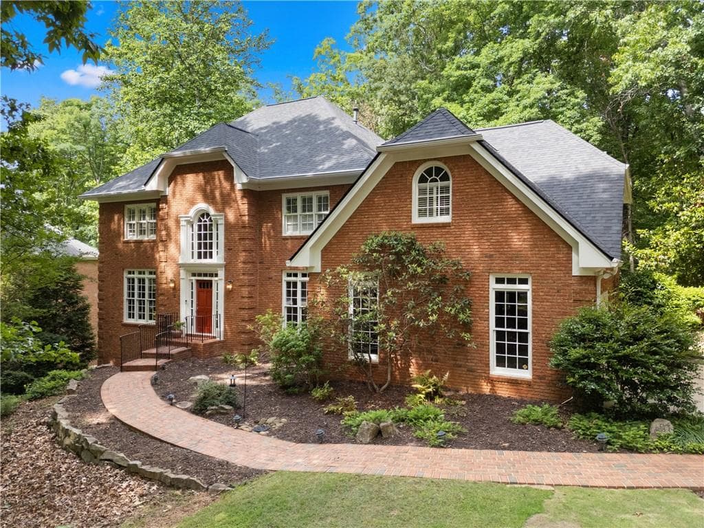 9275 Stonemist Trace, Roswell, GA 30076 — most recent listing photo