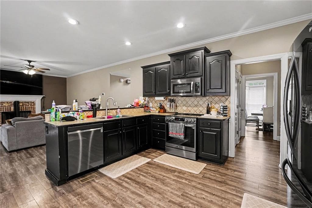 5 bedroom, 4 bathroom, 4,340 sq ft single family residence for sale at 521 Richmond Place, Loganville, GA 30052 — photo 9