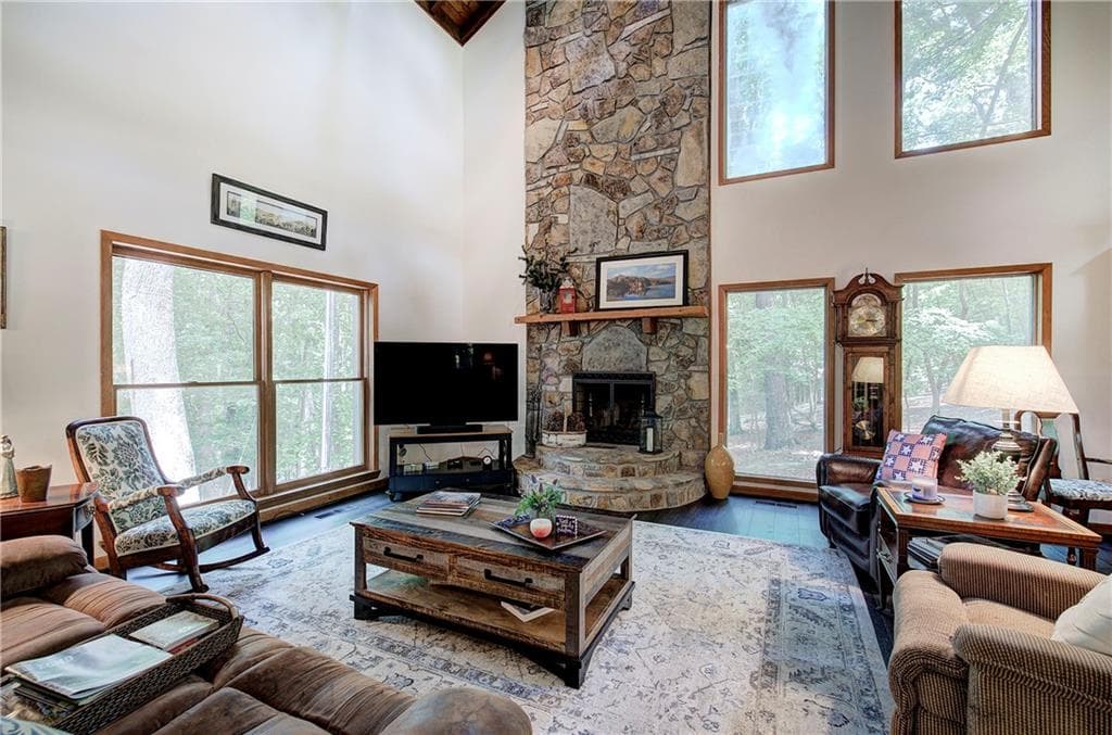 4 bedroom, 5 bathroom, 6,181 sq ft single family residence under contract at 12 Tamarack Point, Jasper, GA 30143 — photo 3