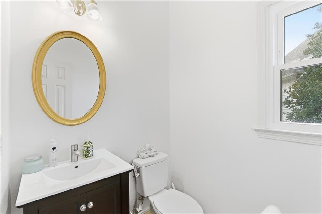 5 bedroom, 5 bathroom, 4,713 sq ft single family residence for sale at 112 Mayes Farm Road, Marietta, GA 30064 — photo 7