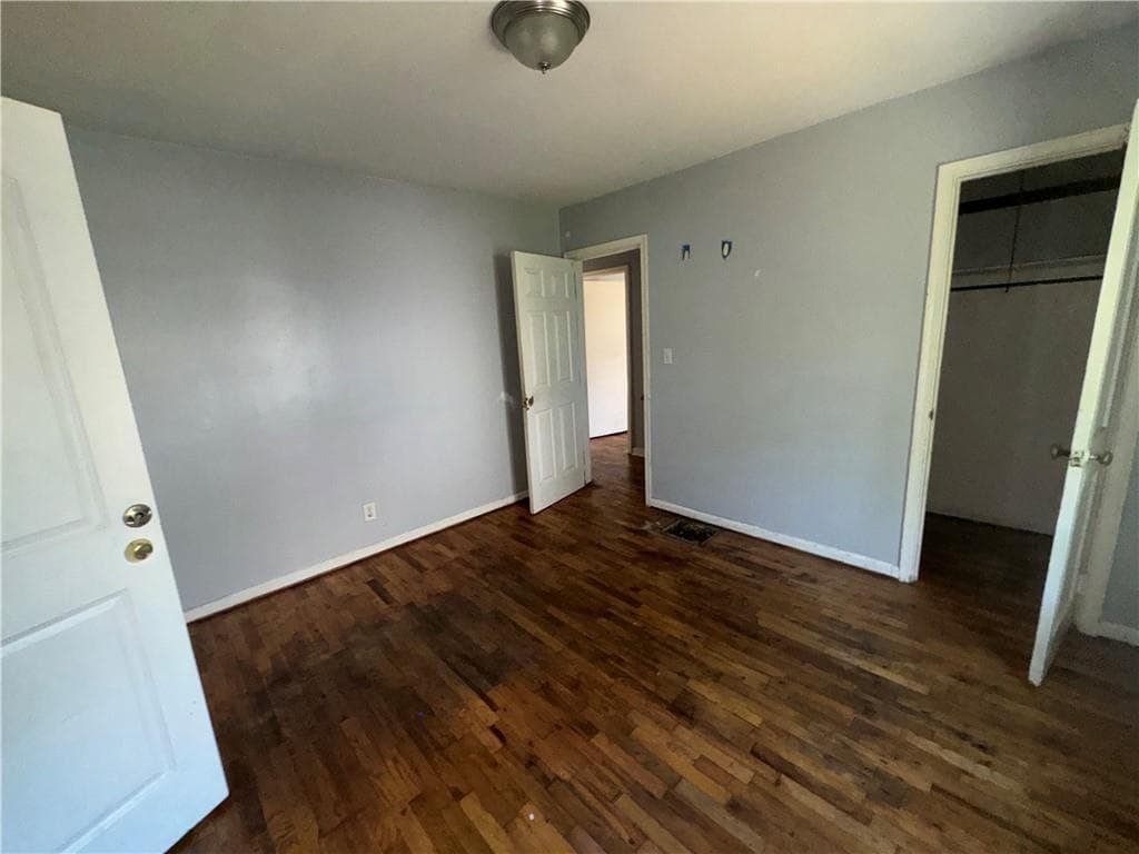 8 bedroom, 2 bathroom, 1,887 sq ft single family residence for sale at 482 Maynard Terrace, Atlanta, GA 30316 — photo 6