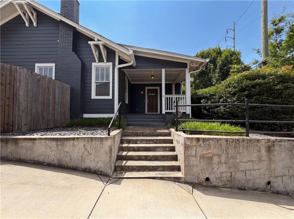 3 bedroom, 2 bathroom, 1,860 sq ft single family residence for sale at 122 Moreland Avenue, Atlanta, GA 30316 — photo 2