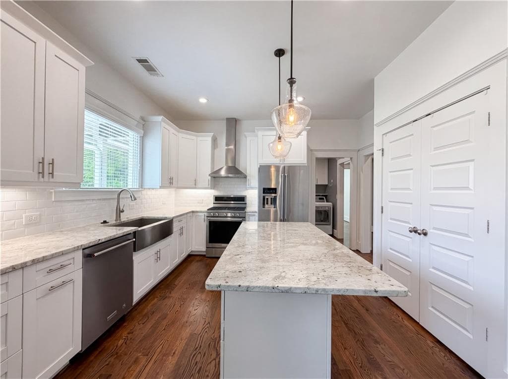 3 bedroom, 2 bathroom, 1,860 sq ft single family residence for sale at 122 Moreland Avenue, Atlanta, GA 30316 — photo 9