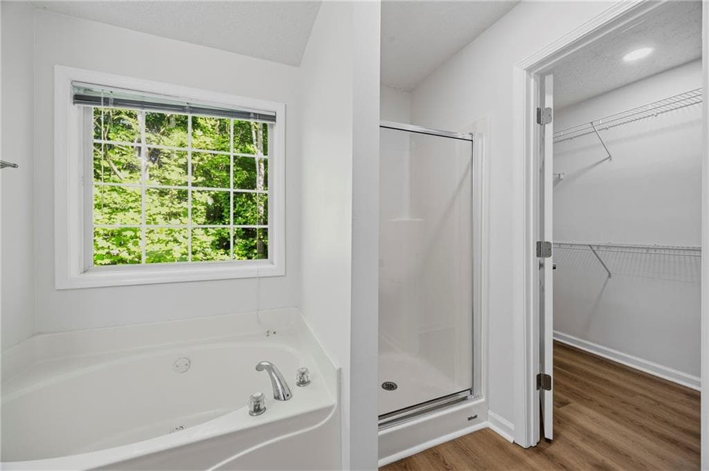 3 bedroom, 3 bathroom, 1,514 sq ft single family residence for sale at 1094 Cliftwood Drive, Riverdale, GA 30296 — photo 4