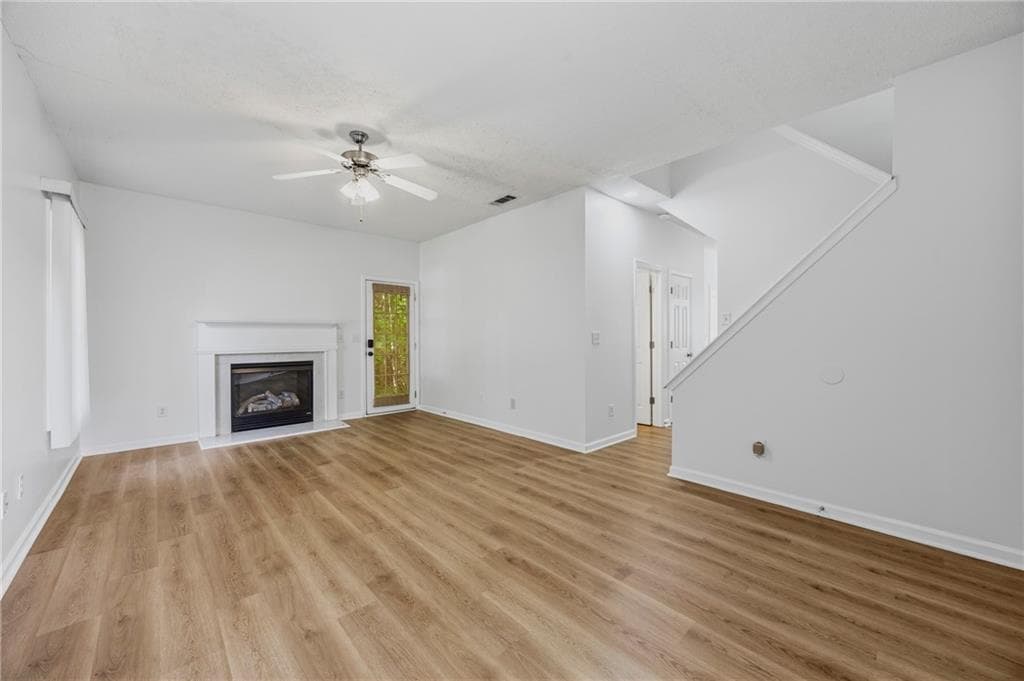 3 bedroom, 3 bathroom, 1,514 sq ft single family residence for sale at 1094 Cliftwood Drive, Riverdale, GA 30296 — photo 10