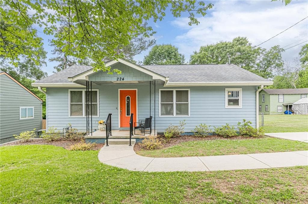 2 bedroom, 2 bathroom, 1,203 sq ft single family residence for sale at 224 Birch Street, Hapeville, GA 30354