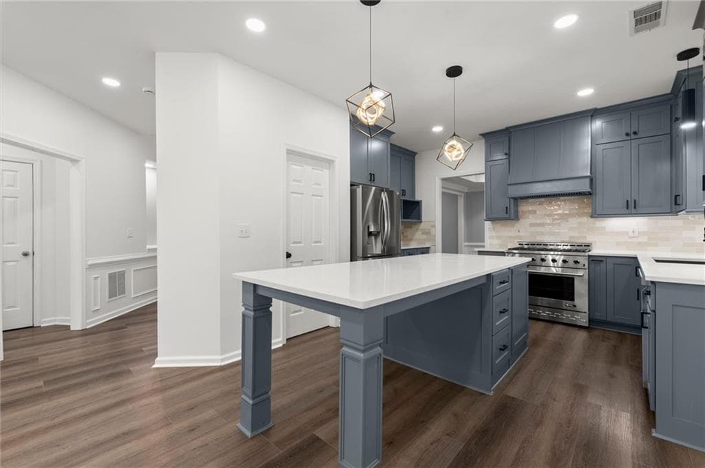 4 bedroom, 3 bathroom, 2,320 sq ft single family residence for sale at 1012 Blankets Creek Drive, Canton, GA 30114 — photo 10