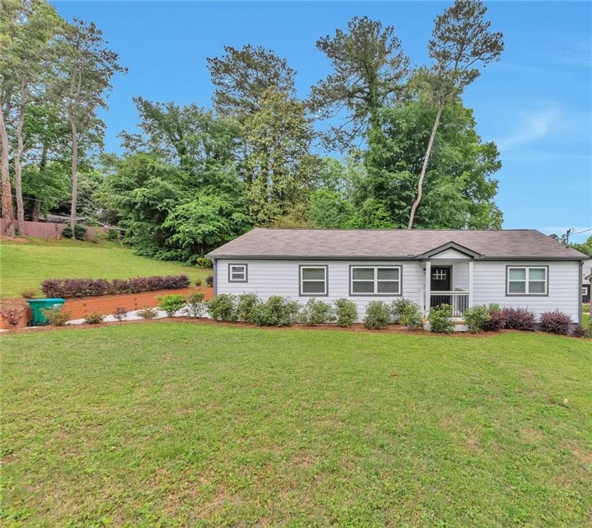 3 bedroom, 2 bathroom, 1,250 sq ft single family residence for sale at 4108 Clay Drive, Atlanta, GA 30360 — photo 2