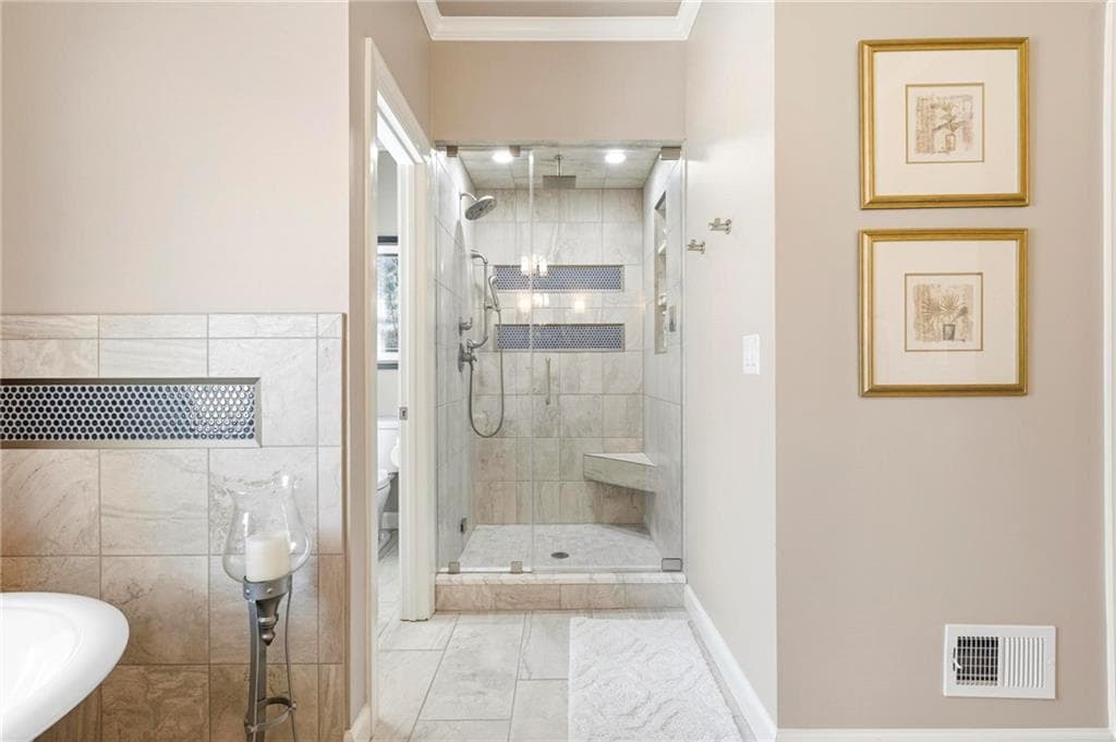 4 bedroom, 5 bathroom, 2,954 sq ft townhouse under contract at 521 Vinings Estates Drive A6, Mableton, GA 30126 — photo 9