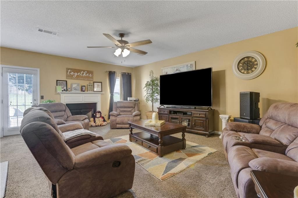 4 bedroom, 3 bathroom, 2,920 sq ft single family residence for sale at 5870 Sunflower Court, Ellenwood, GA 30294 — photo 5