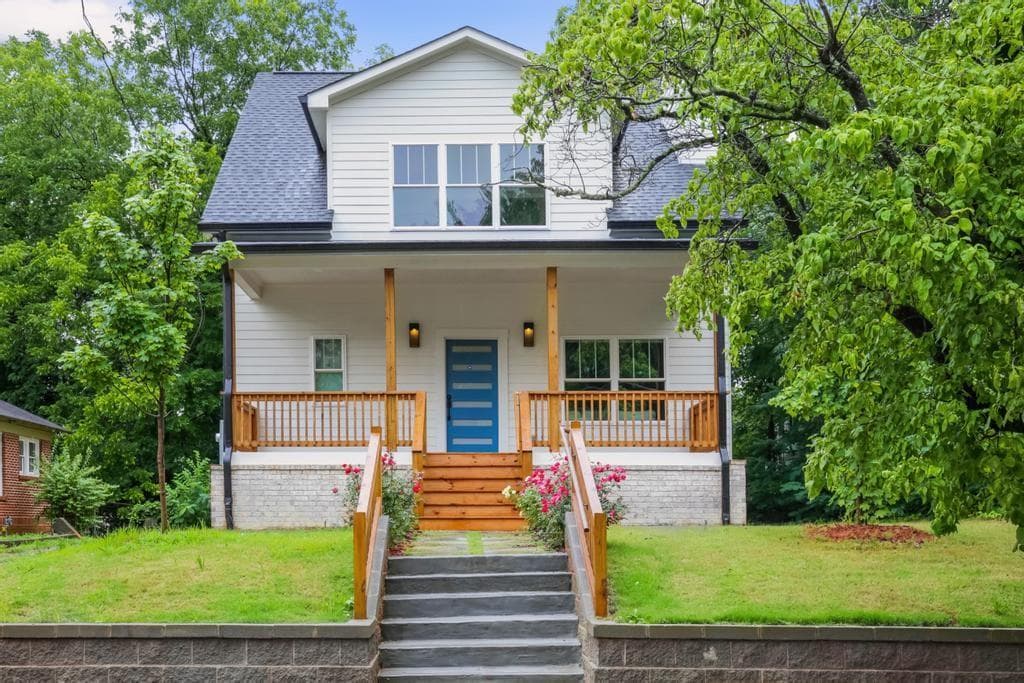4 bedroom, 3 bathroom, 2,300 sq ft single family residence for rent at 79 Adair Avenue, Atlanta, GA 30315 for $2,595 a month — photo 4