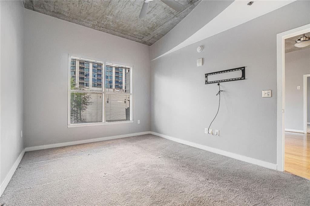 2 bedroom, 2 bathroom, 1,274 sq ft condominium for sale at 250 Pharr Road 405, Atlanta, GA 30305 — photo 6