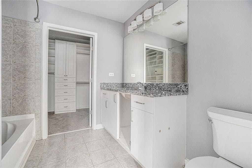 2 bedroom, 2 bathroom, 1,274 sq ft condominium for sale at 250 Pharr Road 405, Atlanta, GA 30305 — photo 9
