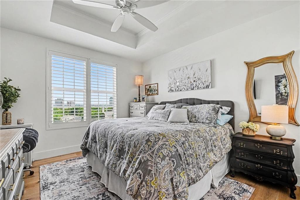 2 bedroom, 2 bathroom, 1,344 sq ft condominium for sale at 325 E Paces Ferry Road 1511, Atlanta, GA 30305 — photo 10