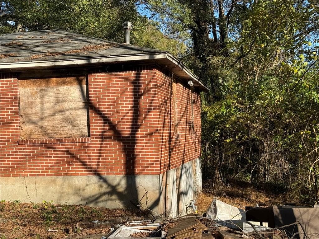 4 bedroom, 2 bathroom duplex for sale at 395 Woodlawn Avenue, Atlanta, GA 30318 — photo 5