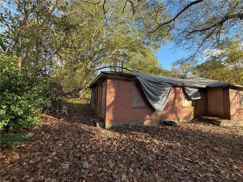 4 bedroom, 2 bathroom duplex for sale at 395 Woodlawn Avenue, Atlanta, GA 30318 — photo 6