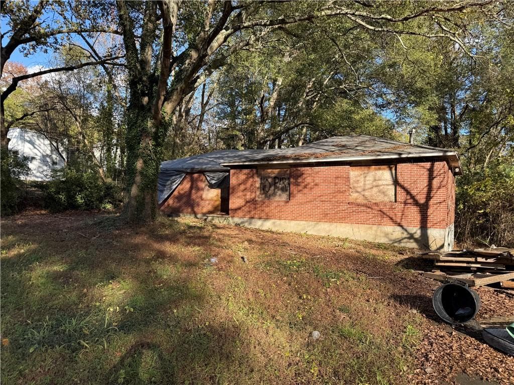 4 bedroom, 2 bathroom duplex for sale at 395 Woodlawn Avenue, Atlanta, GA 30318 — photo 7