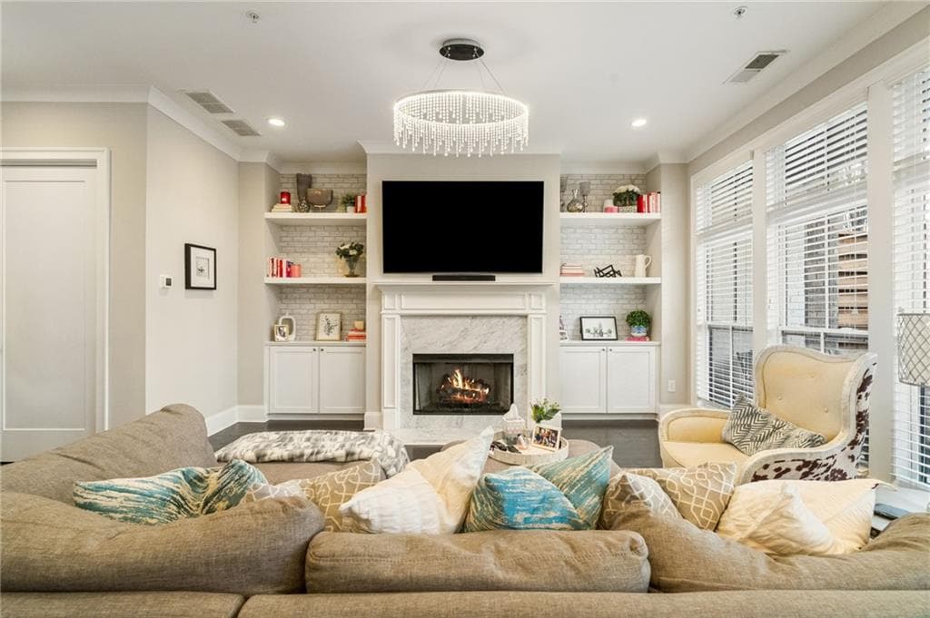 4 bedroom, 4 bathroom, 3,900 sq ft townhouse for sale at 555 Verismo Way, Alpharetta, GA 30009 — photo 5