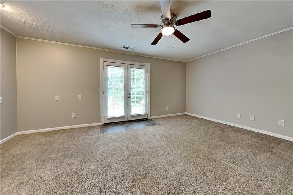 3 bedroom, 2 bathroom, 1,392 sq ft single family residence for rent at 3111 Fife Way, Snellville, GA 30039 for $2,050 a month — photo 5