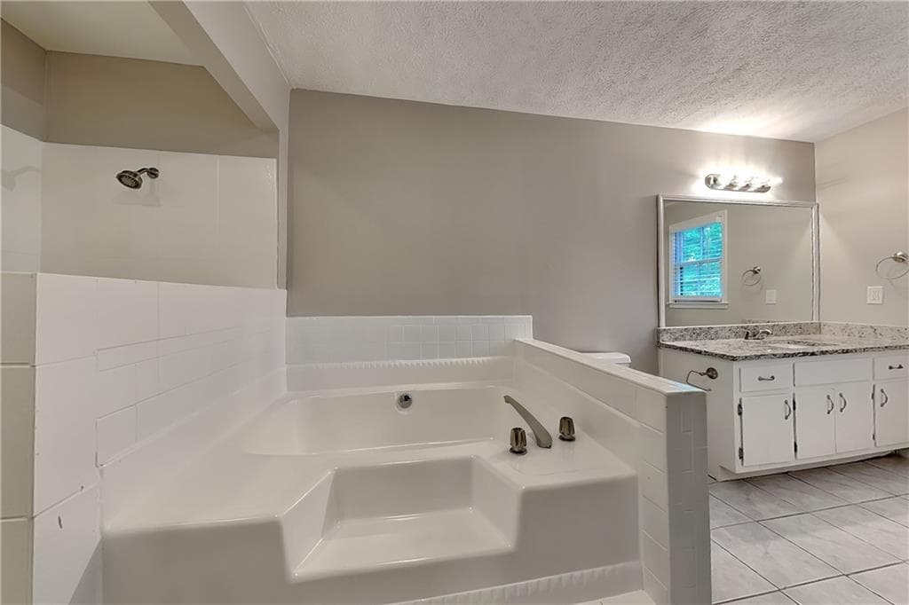 3 bedroom, 2 bathroom, 1,392 sq ft single family residence for rent at 3111 Fife Way, Snellville, GA 30039 for $2,050 a month — photo 10