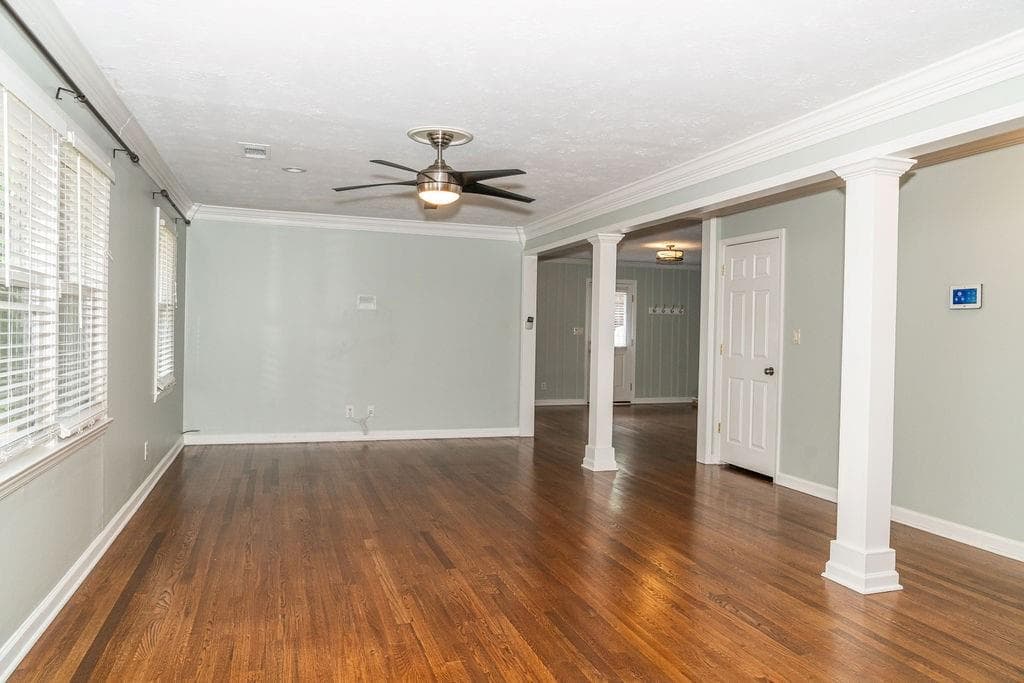 5 bedroom, 3 bathroom, 2,492 sq ft single family residence for rent at 2331 Robin Lane, Smyrna, GA 30080 for $3,000 a month — photo 2