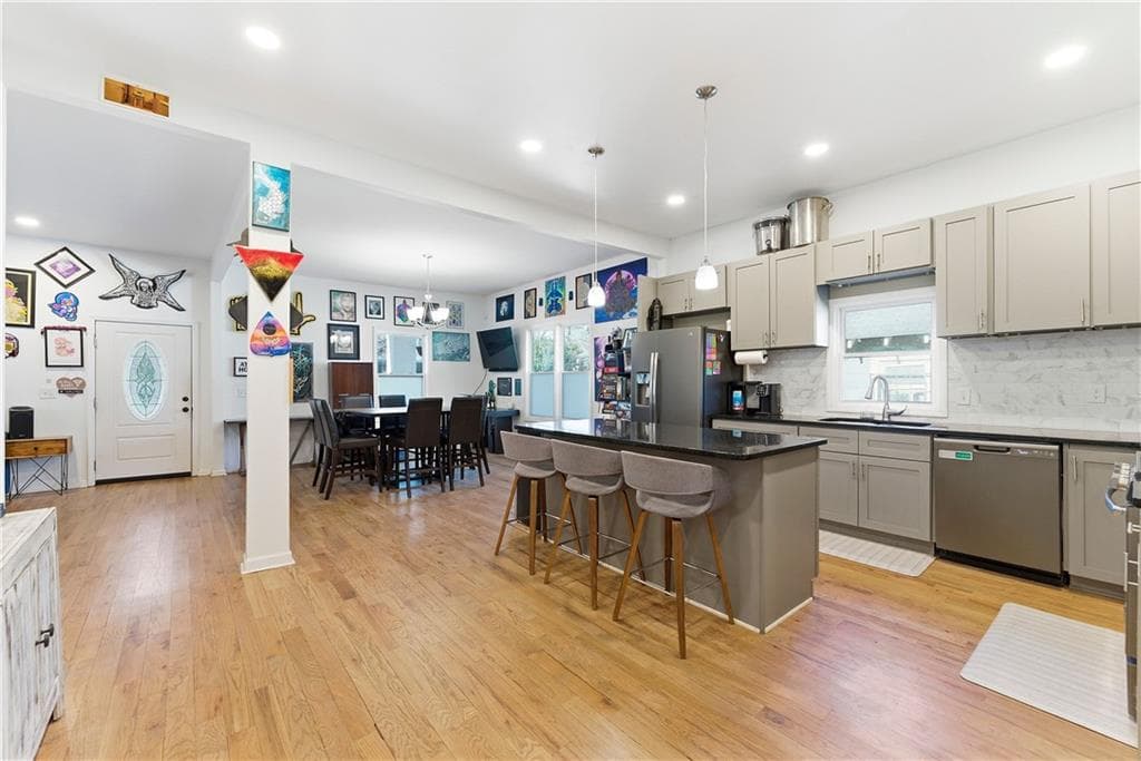 4 bedroom, 3 bathroom, 2,850 sq ft single family residence for sale at 902 Gaston Street, Atlanta, GA 30310 — photo 3