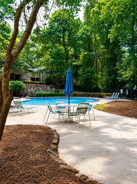 2 bedroom, 2 bathroom, 1,150 sq ft condominium for sale at 1303 Country Park Drive, Smyrna, GA 30080 — photo 7