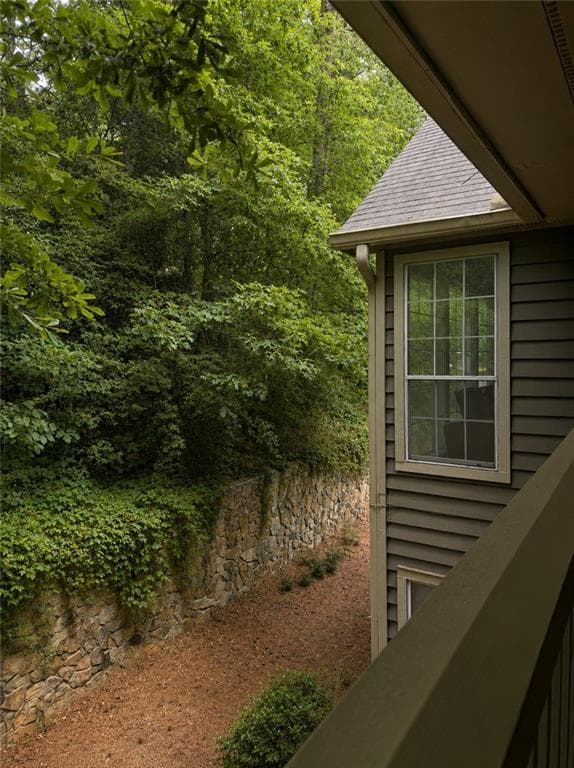 2 bedroom, 2 bathroom, 1,150 sq ft condominium for sale at 1303 Country Park Drive, Smyrna, GA 30080 — photo 4