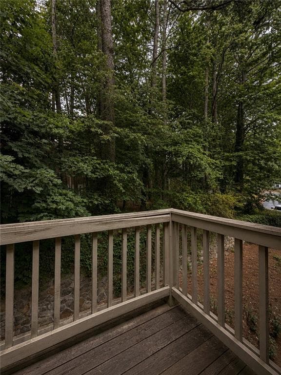 2 bedroom, 2 bathroom, 1,150 sq ft condominium for sale at 1303 Country Park Drive, Smyrna, GA 30080 — photo 5