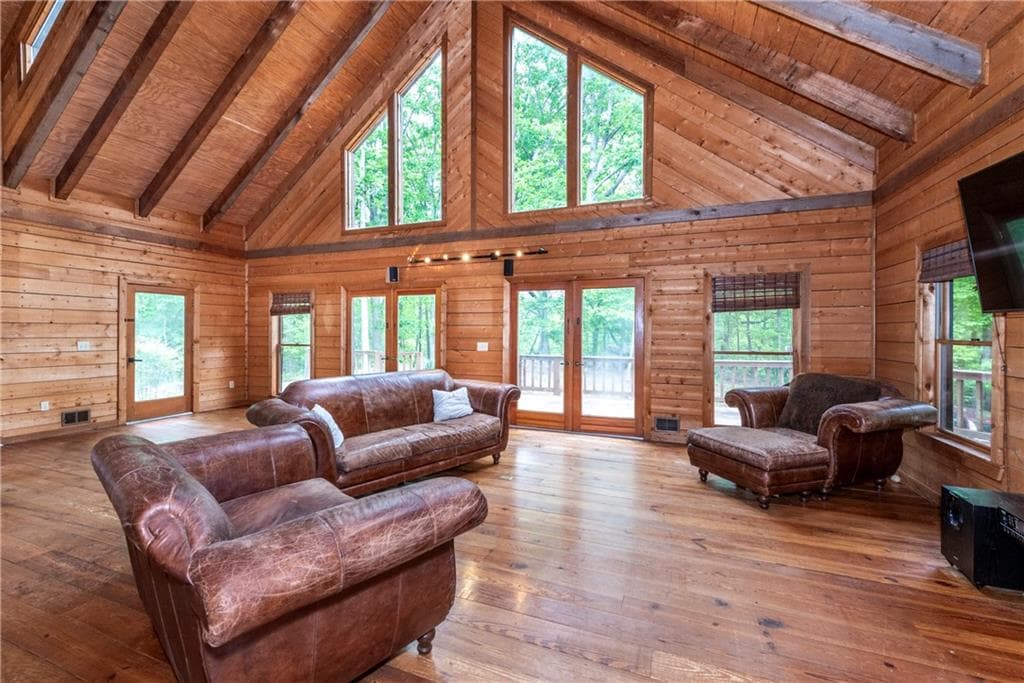 3 bedroom, 3 bathroom, 3,784 sq ft single family residence for sale at 4674 Chestatee Heights Road, Gainesville, GA 30506 — photo 4