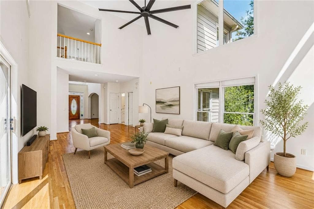 6 bedroom, 5 bathroom, 5,110 sq ft single family residence for sale at 802 Eastside Pointe, Woodstock, GA 30189 — photo 2